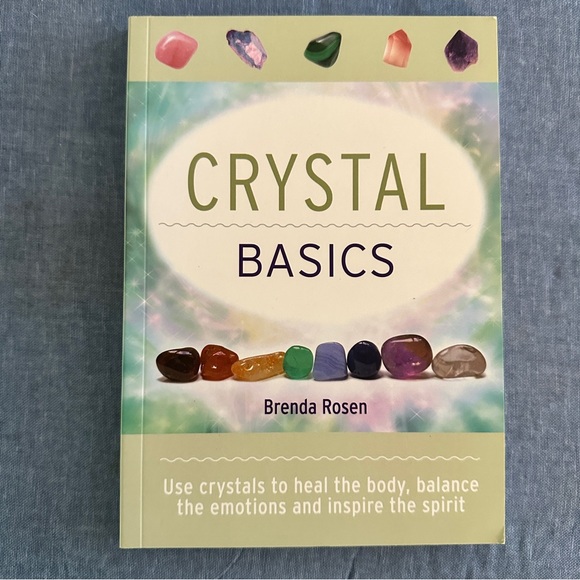 Crystal Basics- introduction to crystals and their energies. Paperback, like new - Picture 1 of 5